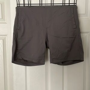 Large bird dog shorts with liner